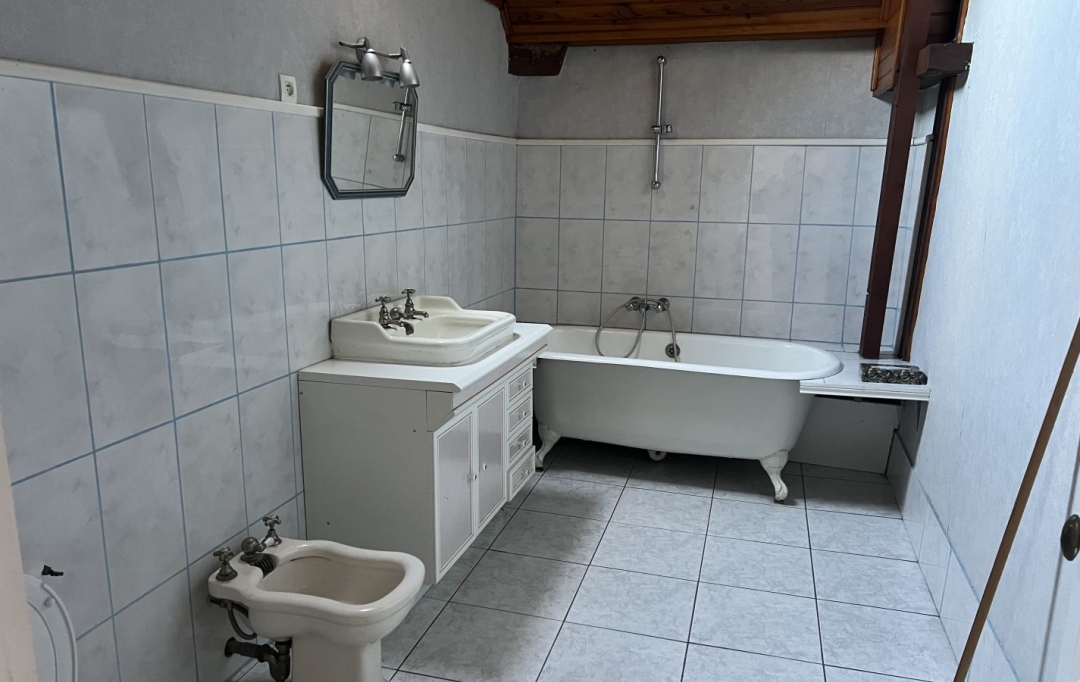OVALIE IMMOBILIER : Maison / Villa | LES CABANNES (09310) | 211 m2 | 295 000 €  OVALIE IMMOBILIER : Maison / Villa | LES CABANNES (09310) | 211 m2 | 295 000 €