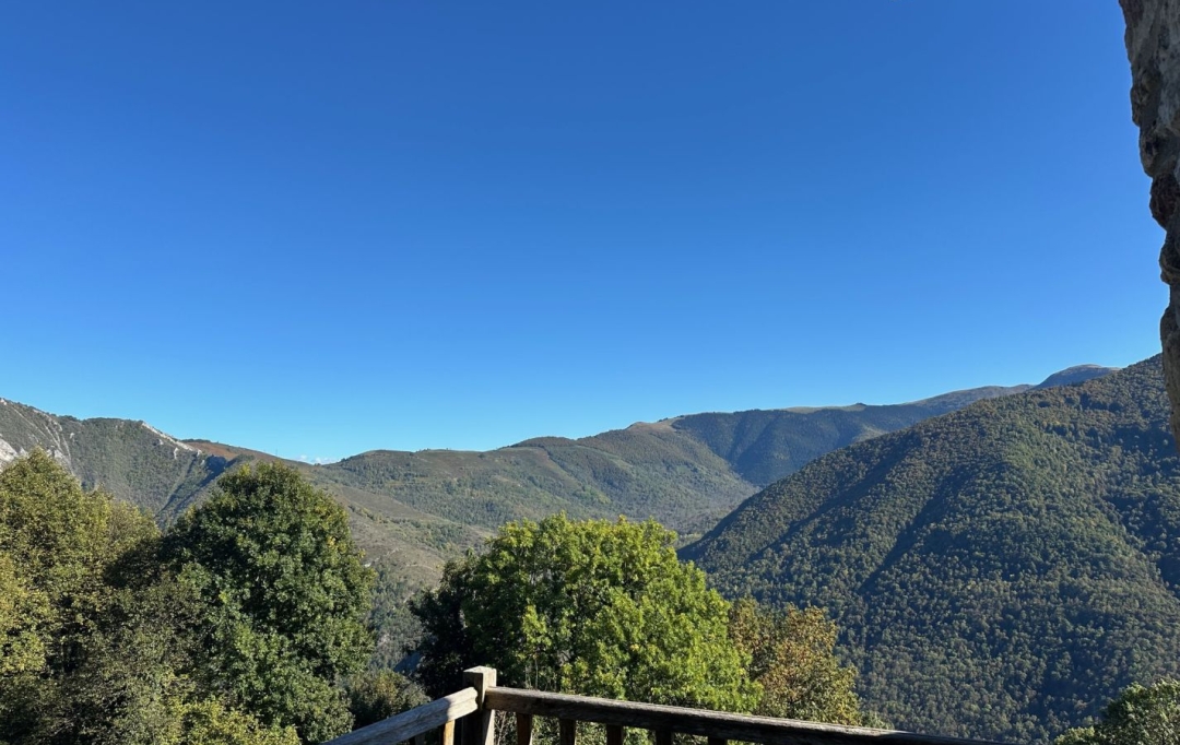 OVALIE IMMOBILIER : House | TARASCON-SUR-ARIEGE (09400) | 180 m2 | 153 000 € 