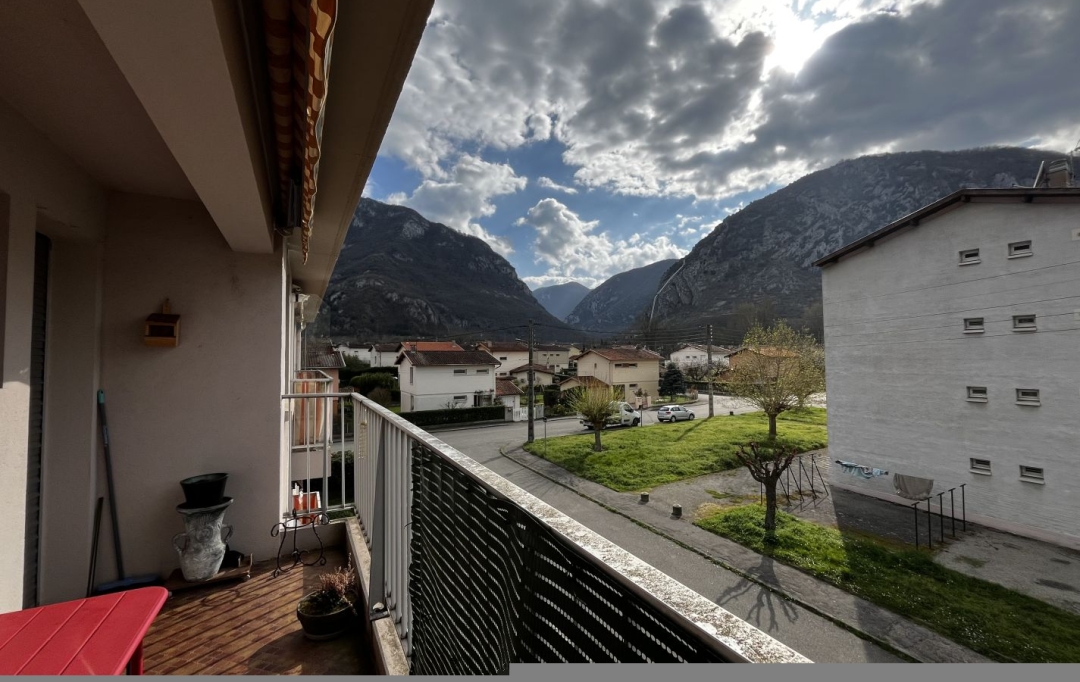 OVALIE IMMOBILIER : Apartment | TARASCON-SUR-ARIEGE (09400) | 76 m2 | 99 000 &euro; 