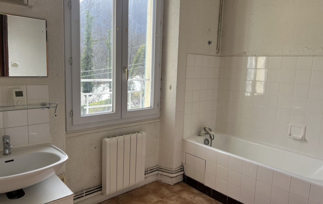 OVALIE IMMOBILIER : Maison / Villa | TARASCON-SUR-ARIEGE (09400) | 90 m2 | 139 000 &euro; 