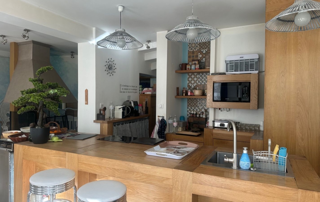 OVALIE IMMOBILIER : House | TARASCON-SUR-ARIEGE (09400) | 245 m2 | 314 000 &euro; 