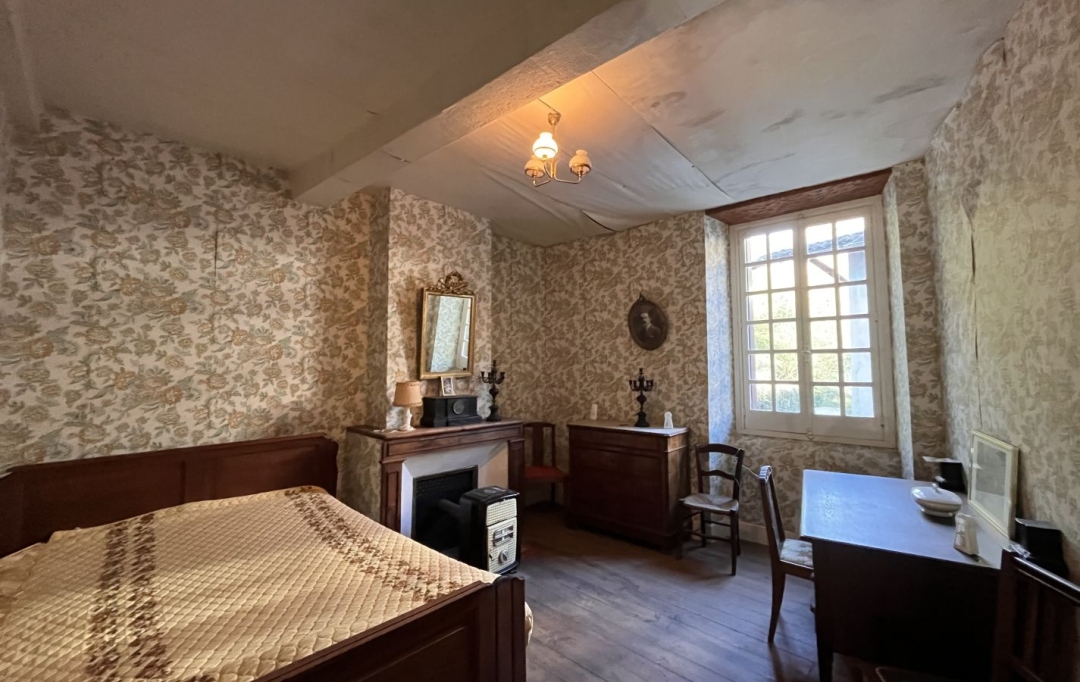 OVALIE IMMOBILIER : Maison / Villa | CHATEAU-VERDUN (09310) | 130 m2 | 75 000 &euro; 
