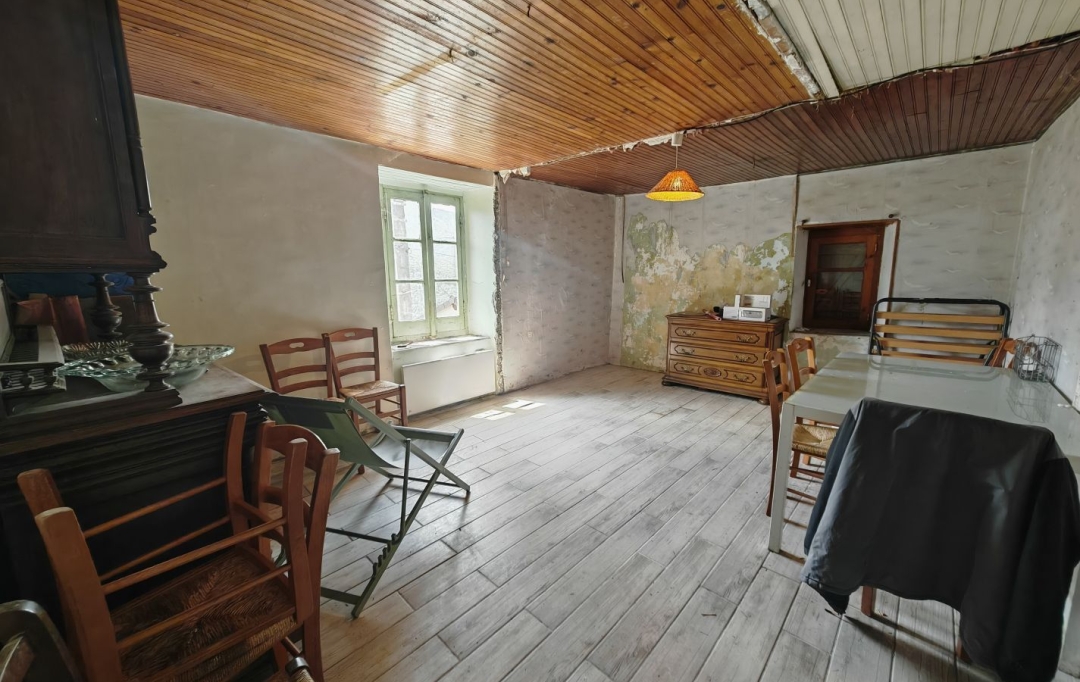 OVALIE IMMOBILIER : Maison / Villa | LUZENAC (09250) | 60 m2 | 50 000 &euro; 