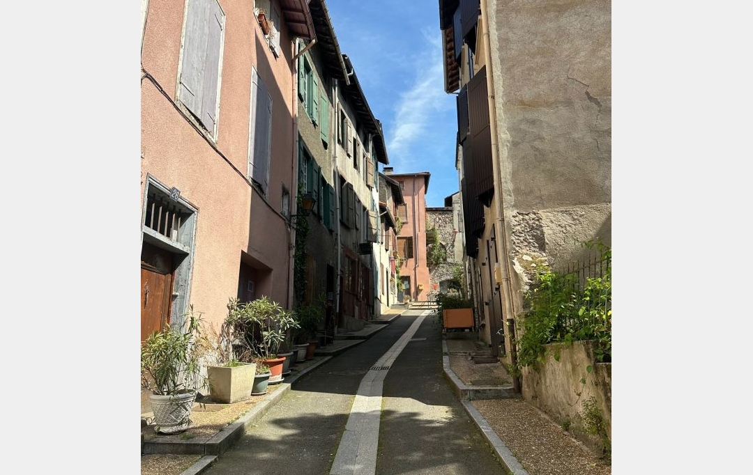 OVALIE IMMOBILIER : Apartment | TARASCON-SUR-ARIEGE (09400) | 44 m2 | 45 000 &euro; 