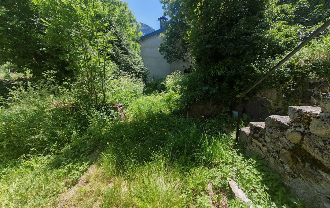 OVALIE IMMOBILIER : House | AX-LES-THERMES (09110) | 200 m2 | 160 000 &euro; 