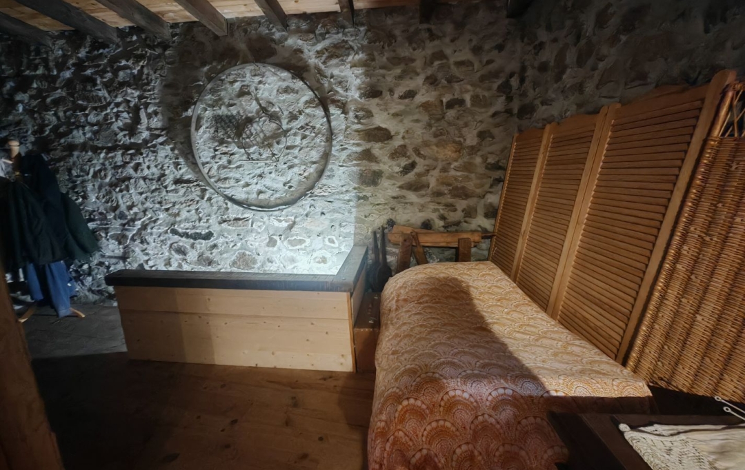OVALIE IMMOBILIER : House | AX-LES-THERMES (09110) | 200 m2 | 160 000 &euro; 