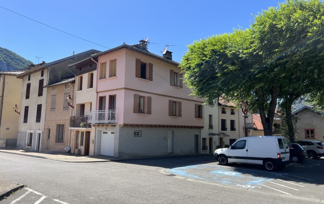 OVALIE IMMOBILIER : House | TARASCON-SUR-ARIEGE (09400) | 60 m2 | 78 000 &euro; 