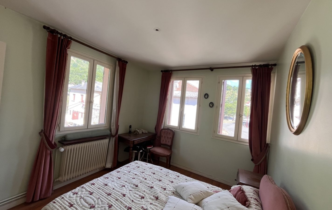OVALIE IMMOBILIER : House | TARASCON-SUR-ARIEGE (09400) | 60 m2 | 78 000 &euro; 