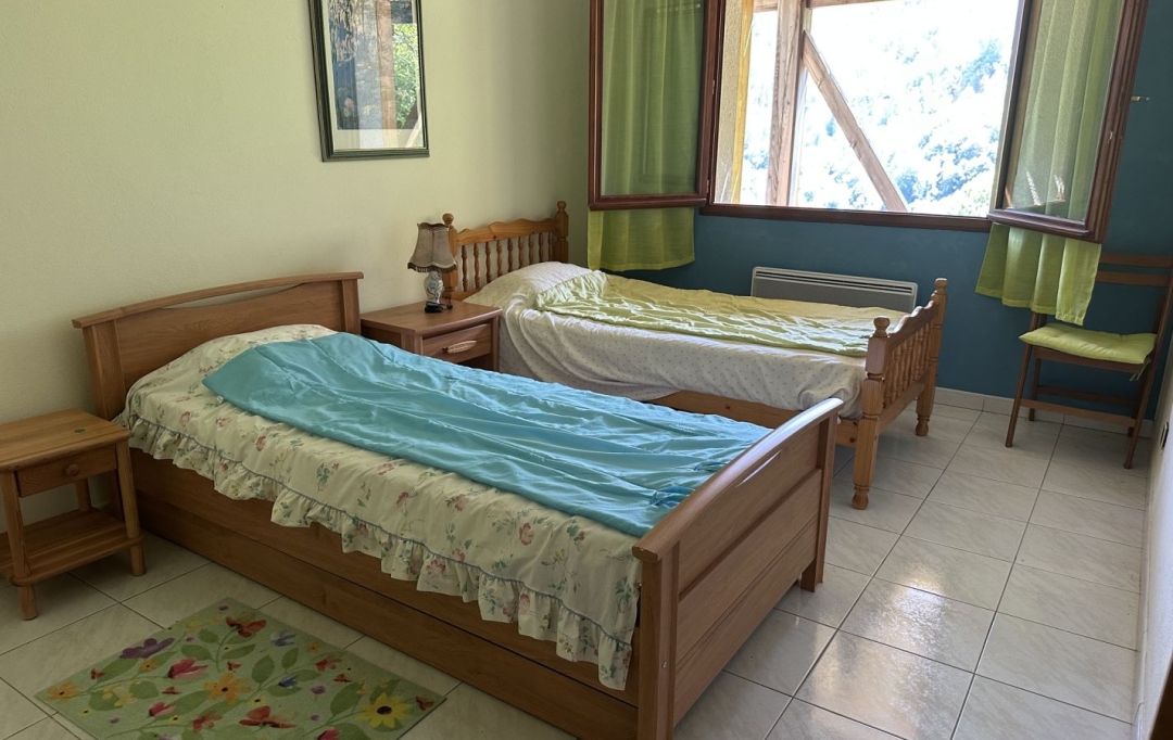 OVALIE IMMOBILIER : House | VICDESSOS (09220) | 80 m2 | 156 000 &euro; 