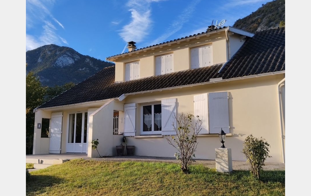 OVALIE IMMOBILIER : Maison / Villa | TARASCON-SUR-ARIEGE (09400) | 131 m2 | 249 000 &euro; 