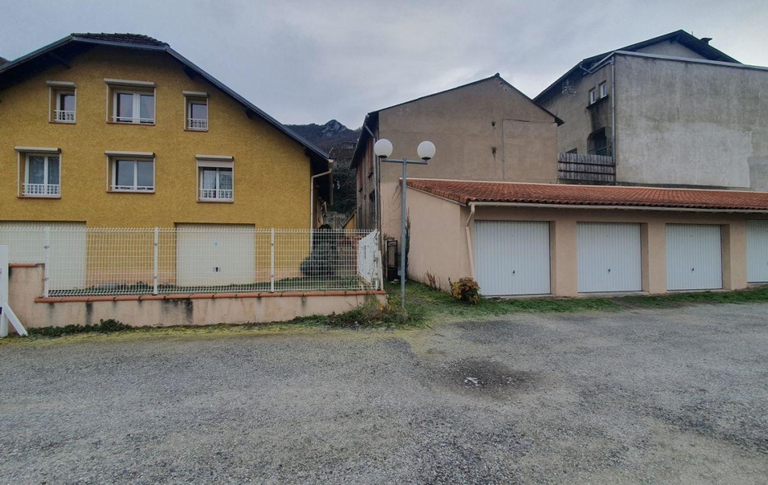 OVALIE IMMOBILIER : Building | TARASCON-SUR-ARIEGE (09400) | 0 m2 | 685 000 € 