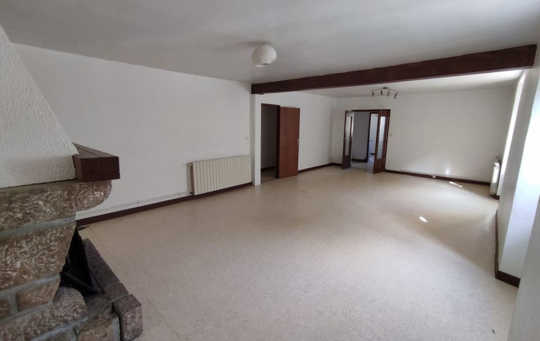 OVALIE IMMOBILIER : Building | LUZENAC (09250) | 325 m2 | 160 000 &euro; 