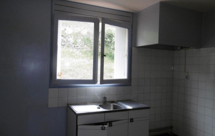 OVALIE IMMOBILIER : Appartement | TARASCON-SUR-ARIEGE (09400) | 81 m2 | 598 € 