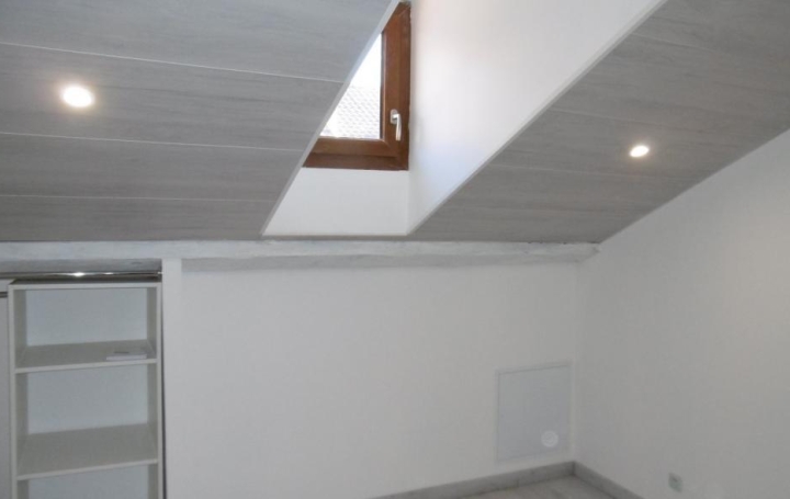 OVALIE IMMOBILIER : Appartement | TARASCON-SUR-ARIEGE (09400) | 26 m2 | 310 € 