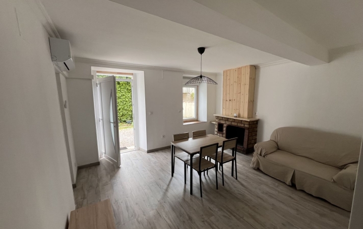 Maison   QUIE  101 m2 800 € 