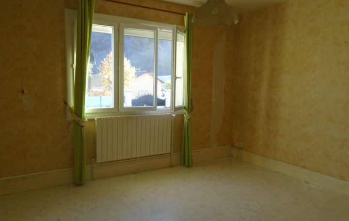 OVALIE IMMOBILIER : Appartement | TARASCON-SUR-ARIEGE (09400) | 51 m2 | 47 000 € 