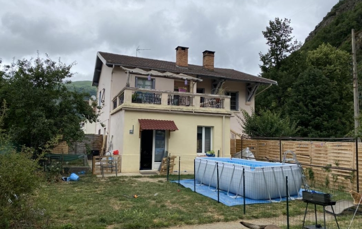 OVALIE IMMOBILIER : Building | TARASCON-SUR-ARIEGE (09400) | 240 m2 | 210 000 € 