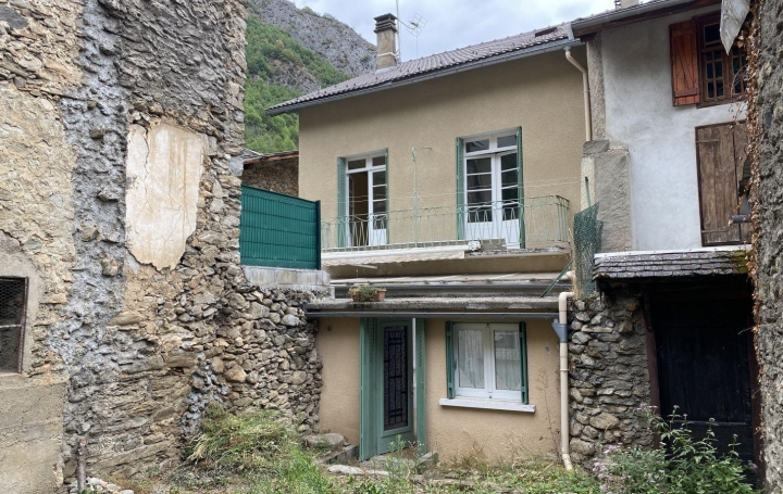 Maison AUZAT 119 m2 119 000 € Maison AUZAT 119 m2 119 000 €