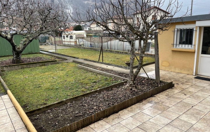 OVALIE IMMOBILIER : Maison / Villa | TARASCON-SUR-ARIEGE (09400) | 100 m2 | 130 000 € 