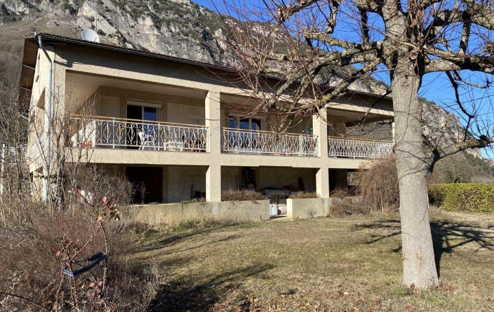 Maison SURBA 200 m2 224 000 € Maison SURBA 200 m2 224 000 €