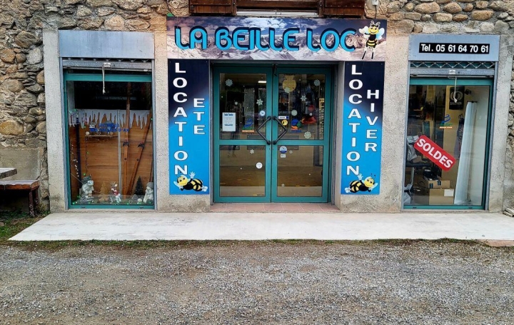 Local commercial   LES CABANNES  77 m2 88 000 € 