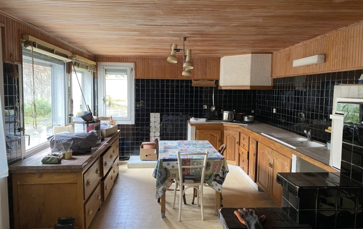  OVALIE IMMOBILIER House | VILLENEUVE-D'OLMES (09300) | 200 m2 | 165 000 € 
