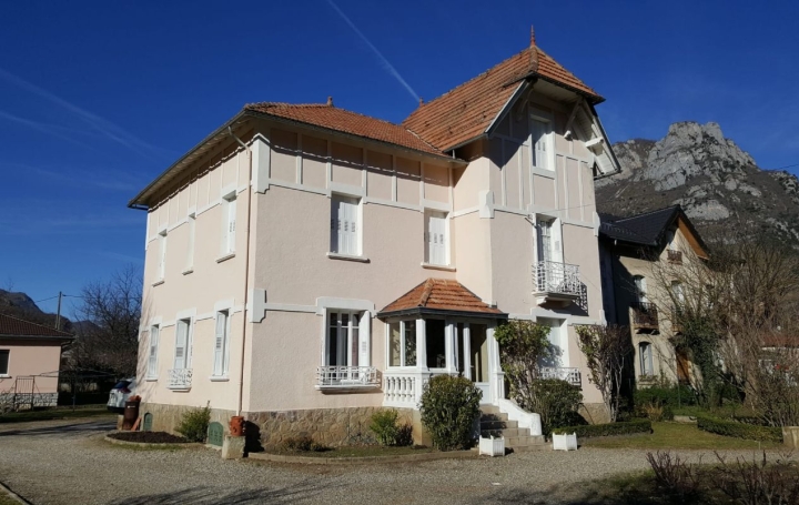  OVALIE IMMOBILIER Maison / Villa | LES CABANNES (09310) | 211 m2 | 295 000 € 