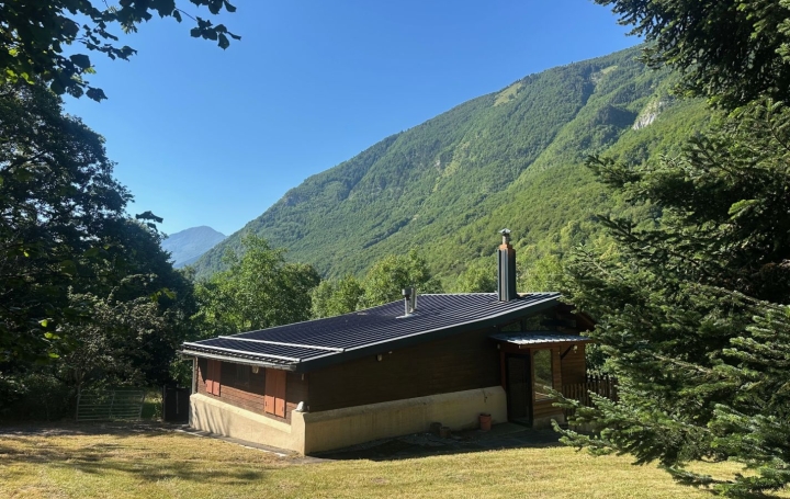 Maison   SUC-ET-SENTENAC  61 m2 223 000 € 