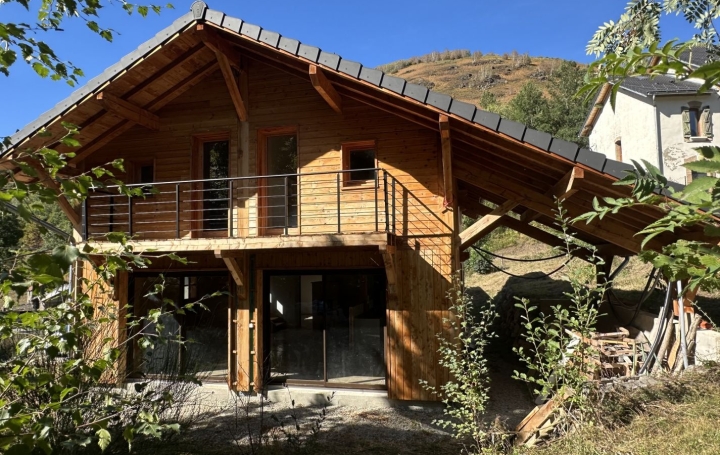  OVALIE IMMOBILIER House | AX-LES-THERMES (09110) | 123 m2 | 294 800 € 