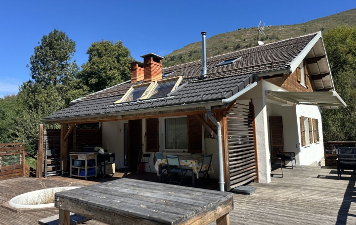 Maison   AX-LES-THERMES  118 m2 319 000 € 