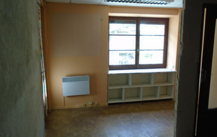 OVALIE IMMOBILIER : Maison / Villa | CAPOULET-ET-JUNAC (09400) | 35 m2 | 39 000 &euro; 